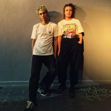 Load image into Gallery viewer, NBG adilettenhase with backprint unisex shirt